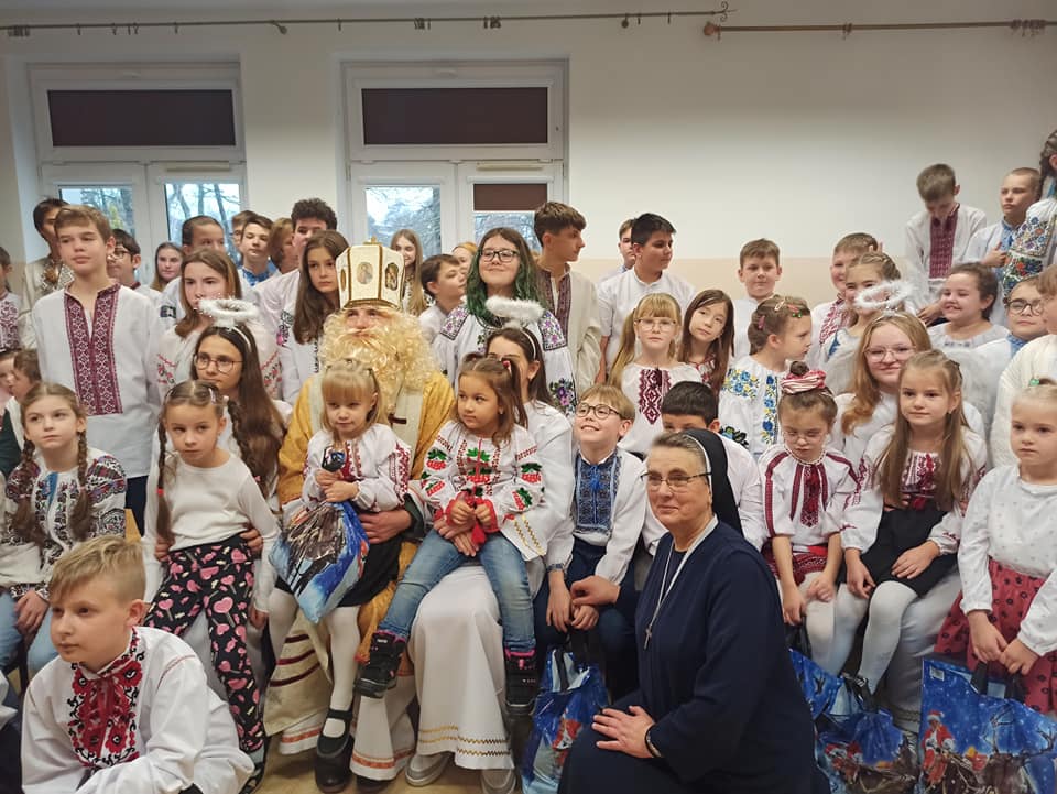 mikolajki dzieci paczki