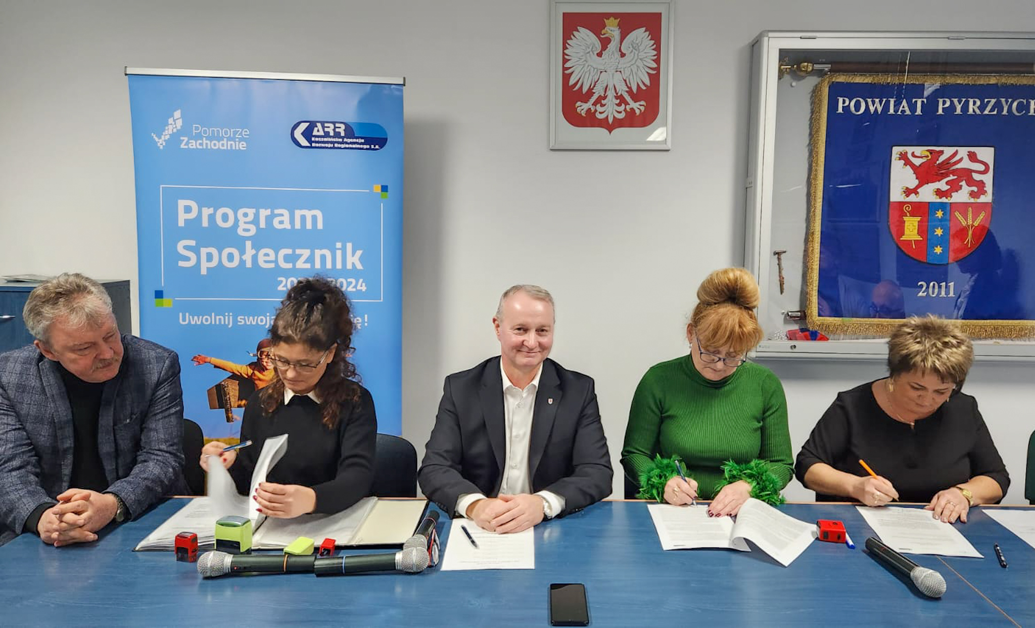 podpisanie umów z Programu Społecznik